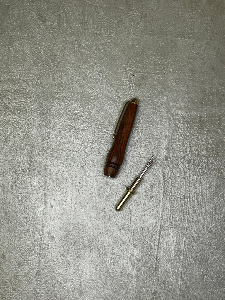 Seam Ripper- Gold and Medium Brown (Spindle)