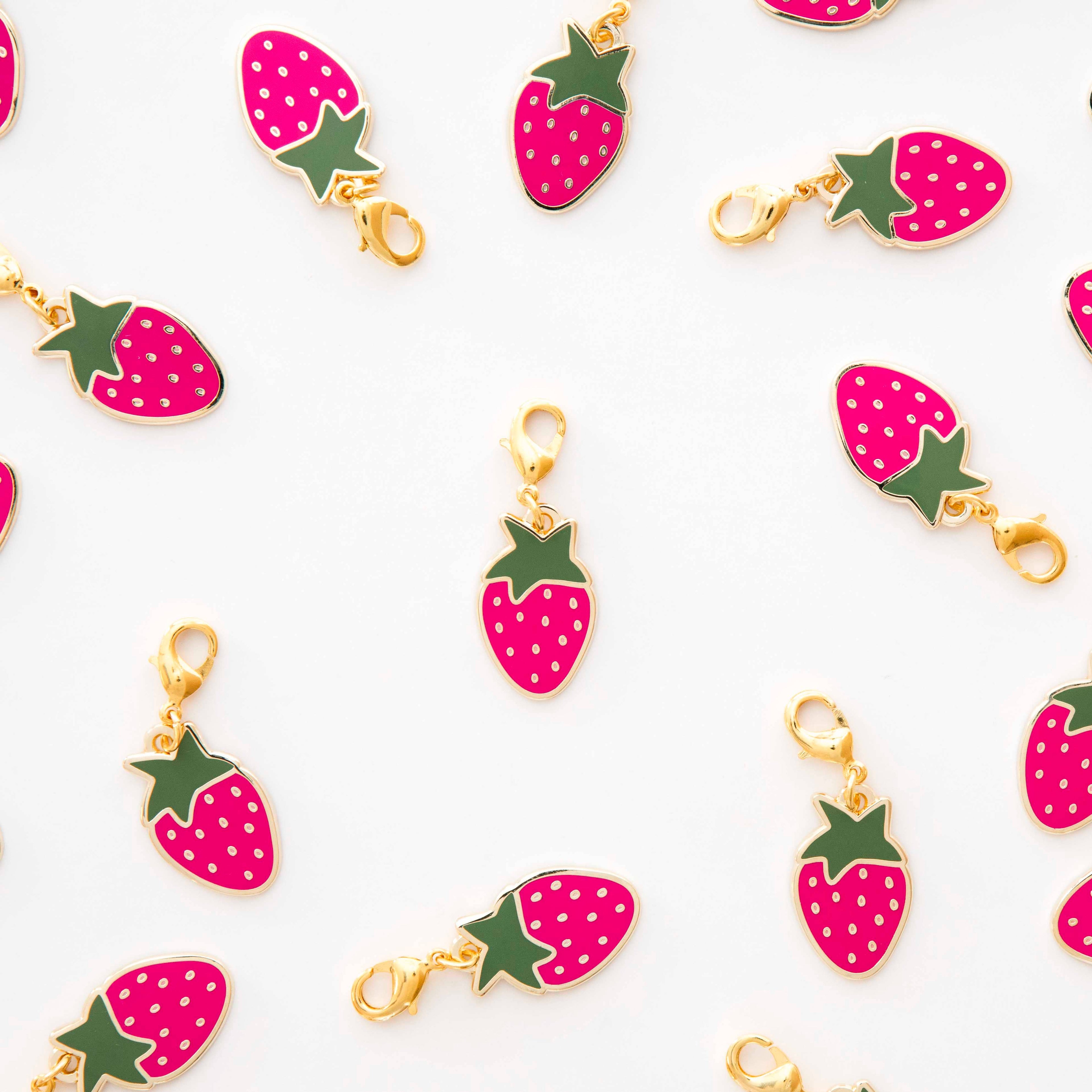 Sarah Hearts - Strawberry Enamel Removable Zipper Charm